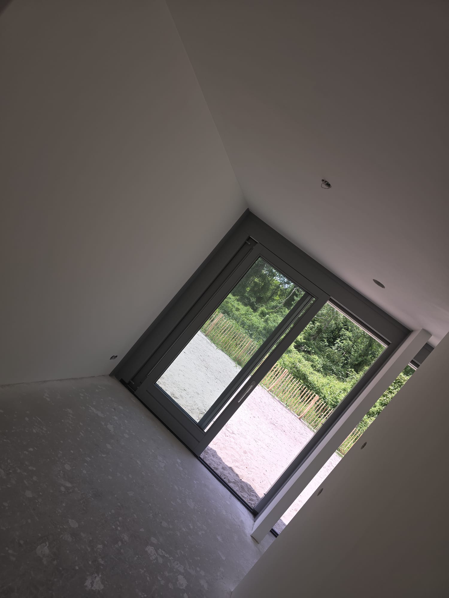 WhatsApp Image 2025-11-23 at 17.00.49 (1)